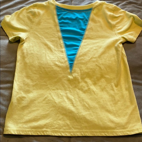 Girls tshirt - Picture 2 of 2